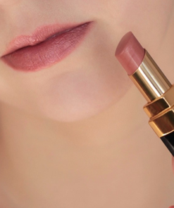 swatch-Son-Chanel-447-Reveuse