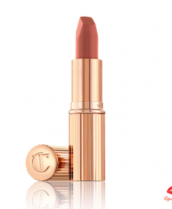 son-charlotte-super-model