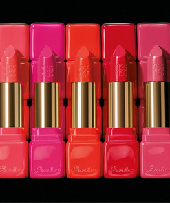 son-guerlain-325-rouge-kiss-kisskiss-creamy-shaping-lip-colour
