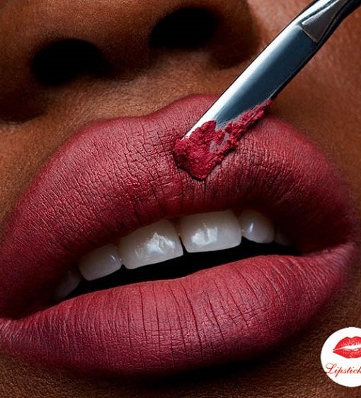 Son MAC 923 Son MAC Stay Curious Cam Đất Powder Kiss Lipstick