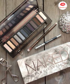naked-urban-decay-smoky