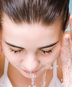 sua-rua-mat-vichy-purete-thermale-chinh-hang