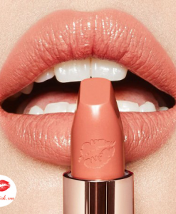charlotte-tilbury-angel-alessandra-hot-lips-2