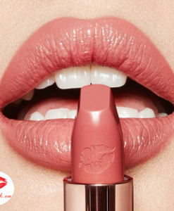 charlotte-tilbury-in-love-with-olivia-hot-lips-2