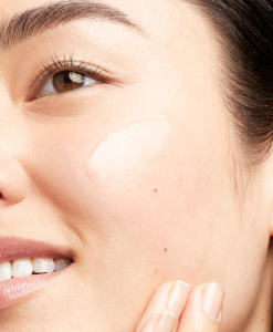 kem-duong-da-clinique-moisture-surge-72-hour