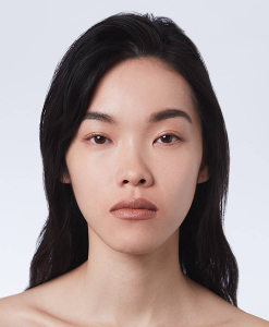 son-gucci-105-susan-nude