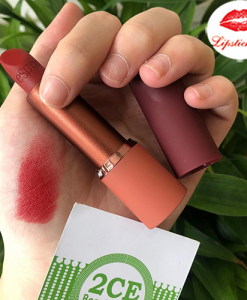 chat-son-Espoir-Red-Meets-Cafe