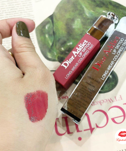 dior-lip-tattoo-571