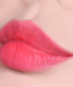 mac-powder-kiss-liquid-lipcolour-escandalo