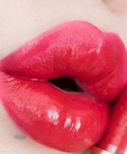 son-ysl-high-on-stars-edition-mau-01-le-rouge