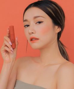 son-3ce-blurring-liquid-lip-mau-pull-off