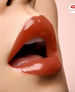 son-ysl-kem-214-on-lip