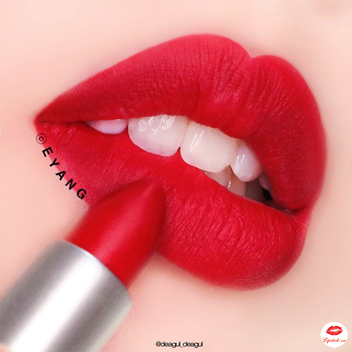 mac-ruby-woo-matte-lipstick