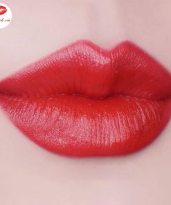 swatch-son-ysl-le-rouge-holiday-edition