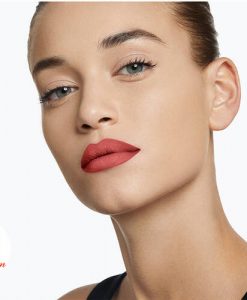 son-ysl-slim-30-nude-protest