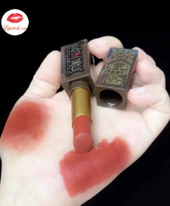 shu-uemura-rouge-unlimited-matte-975
