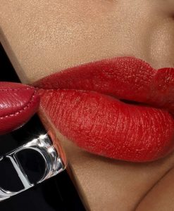 dior-rouge-matte-888-strong-red