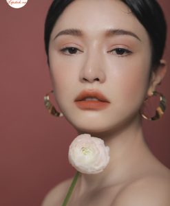 3ce-cam-chay-bake-beige-model-1