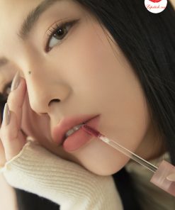 hong-nude-laydown-1