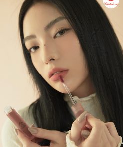 hong-nude-laydown