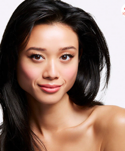 mac-black-cherry-dramamrama-limited-lipstick3