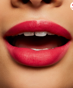 mac-black-cherry-dramamrama-limited-lipstick4