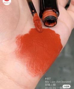 mac-love-me-liqudi-487-my-lips-are-insured