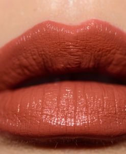 mac-love-me-liquid-feel-me