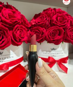 christian-louboutin-velvet-matt-002M-jackie