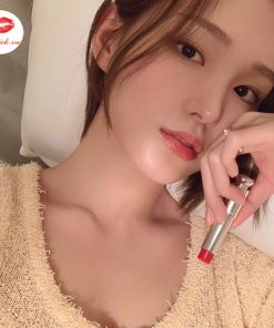 son-duong-dior-lip-glow-025-seoul-scarlet