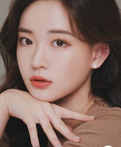 son-mac-aute-cuture-starring-rosalia-achiote