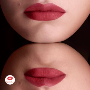 Son Burberry Vỏ Vàng 102 Burgundy