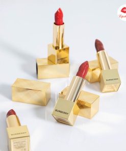 son-burberry-kisses-matte-lip-color