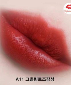 son-black-rouge-a11-Tanned-Camellia