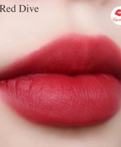 romand-mau-20-red-dive