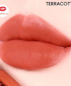son-mac-Terracotta-locked-kiss-ink