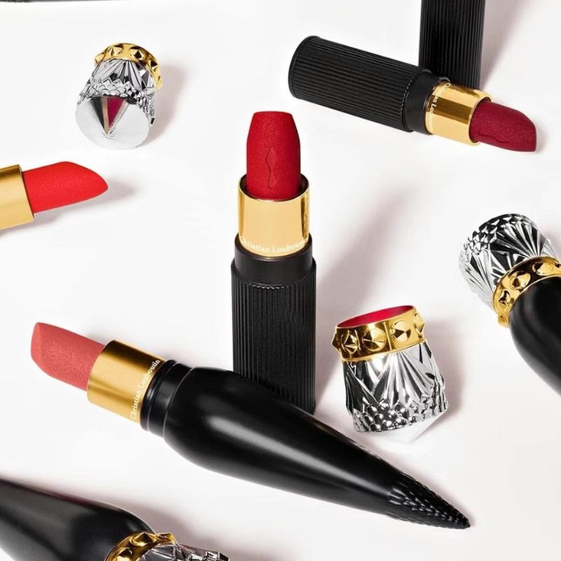 louboutin velvet matte on the go