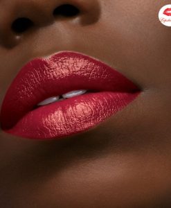 son loubouton Blackberry Inn