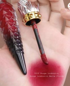 son louboutin màu đỏ thuần