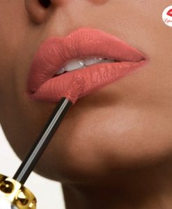 son louboutin milky peach