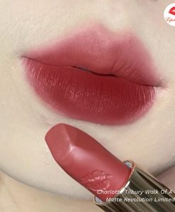 charlotte-tilbury-walk-of-a-star-1